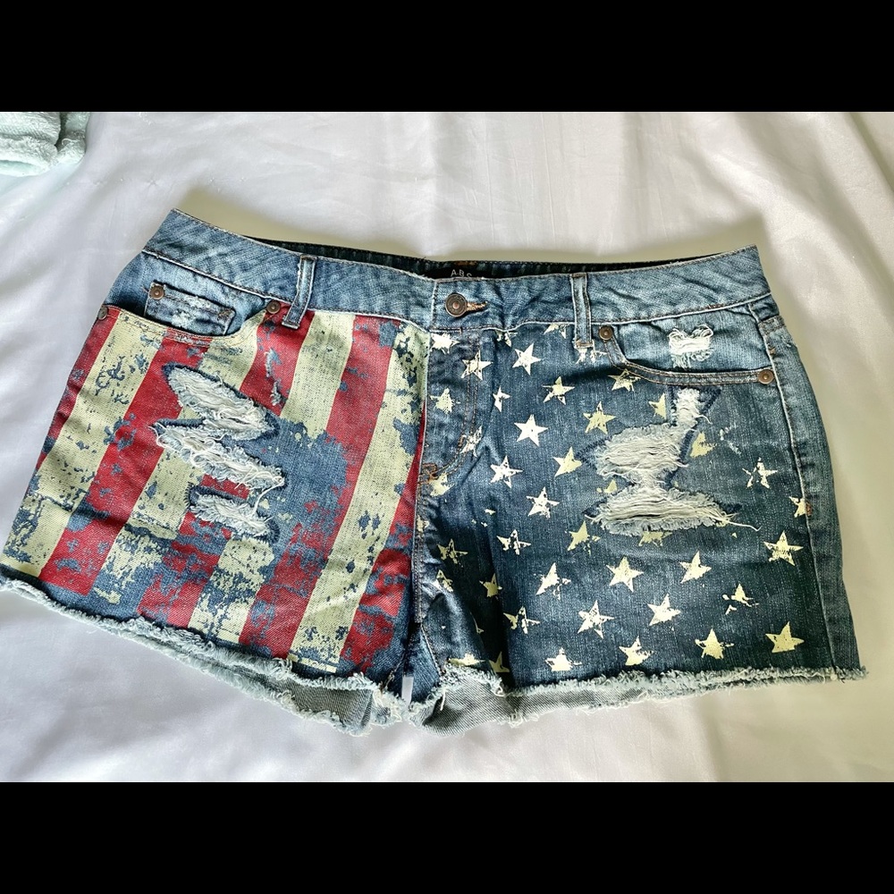 ABS by Allen Schwartz Flag Denim Shorts